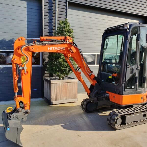 Mini-pelle Hitachi ZX22U-2 CLR (2014) – 2,53T – occasion – Image 4