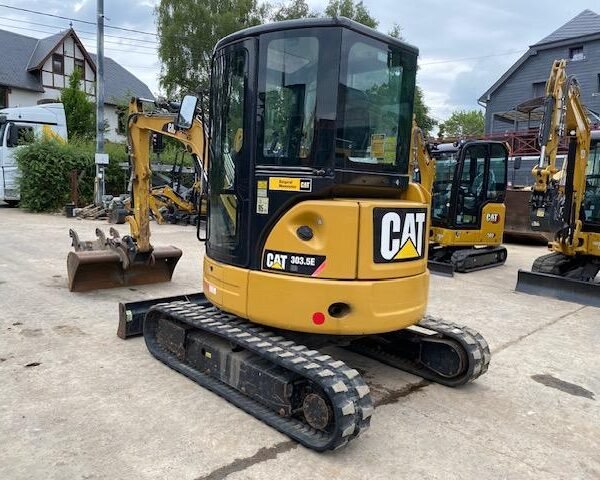 Mini-pelle Caterpillar CAT 303.5 E CR (2016) – 3,7T – occasion – Image 3