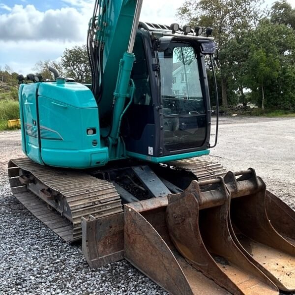 Mini-pelle Kobelco SK75SR-3E (2016) – 7,5T – Occasion – Image 3