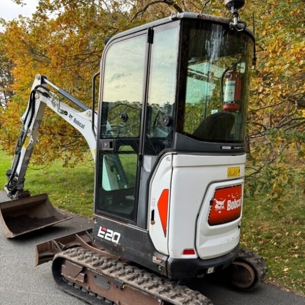 Mini-pelle Bobcat E20 (2016) – 1,95T – occasion – Image 2