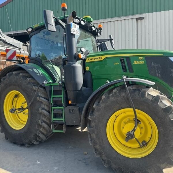 Tracteur agricole JOHN DEERE 6R250 – Image 1
