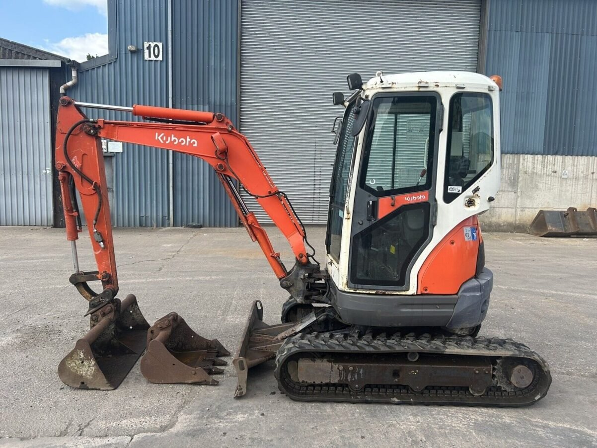 Kubota-U25-3-01-014.jpg
