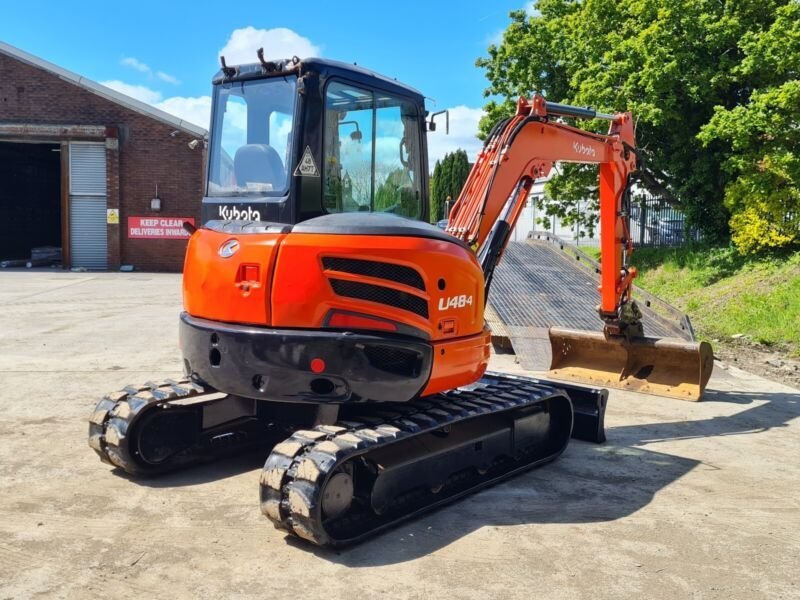 Kubota-U48-4-004.jpeg