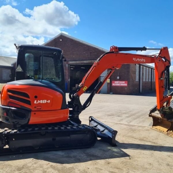 Kubota U48-4 (2011) – Mini Pelle 5T – 3765 h – Révisée – Image 7