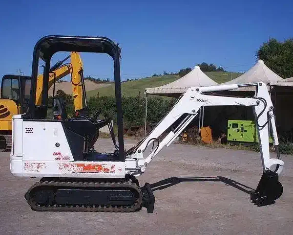 Bobcat E35 (2014) – Mini Pelle 3,5 Tonnes – 678 Heures – Image 7
