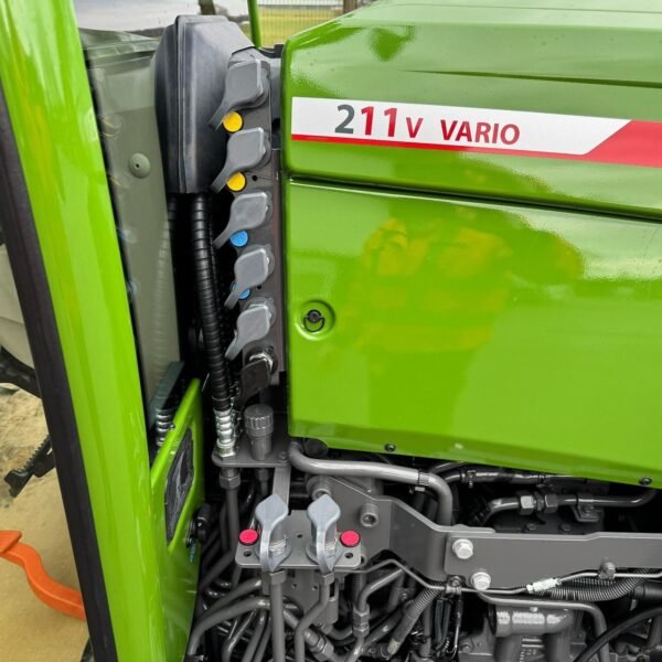 Tracteur Fendt 211 V Profi Plus – 2026 – 109 ch – Image 15