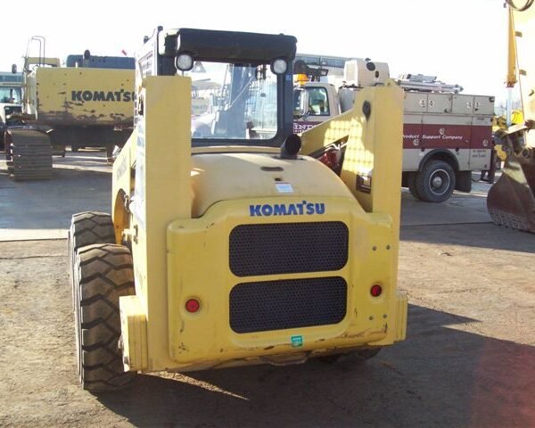 Chargeuse compacte Komatsu SK1020-5 Turbo – 2007 – Image 2