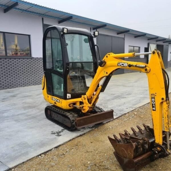 JCB 8014 (2007) – Mini Pelle 1,4T – 2 704 h – Compacte et Entièrement Révisée – Image 1